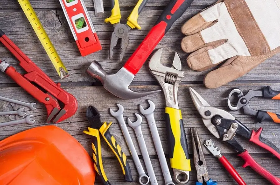 Ferramenta online: quali sono i vantaggi per i professionisti?