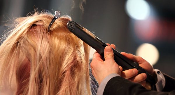 Piastra per capelli, il grande alleato per la bellezza femminile